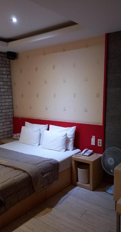 Design Motel T Ilsan Ni Exterior photo